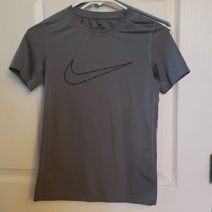 Gray Nike dri fit t shirt